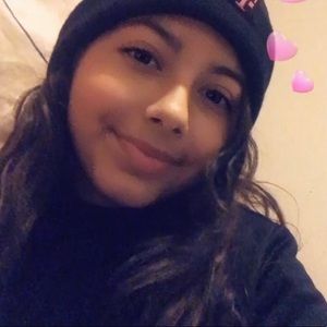 Meet your Posher, Priscilla